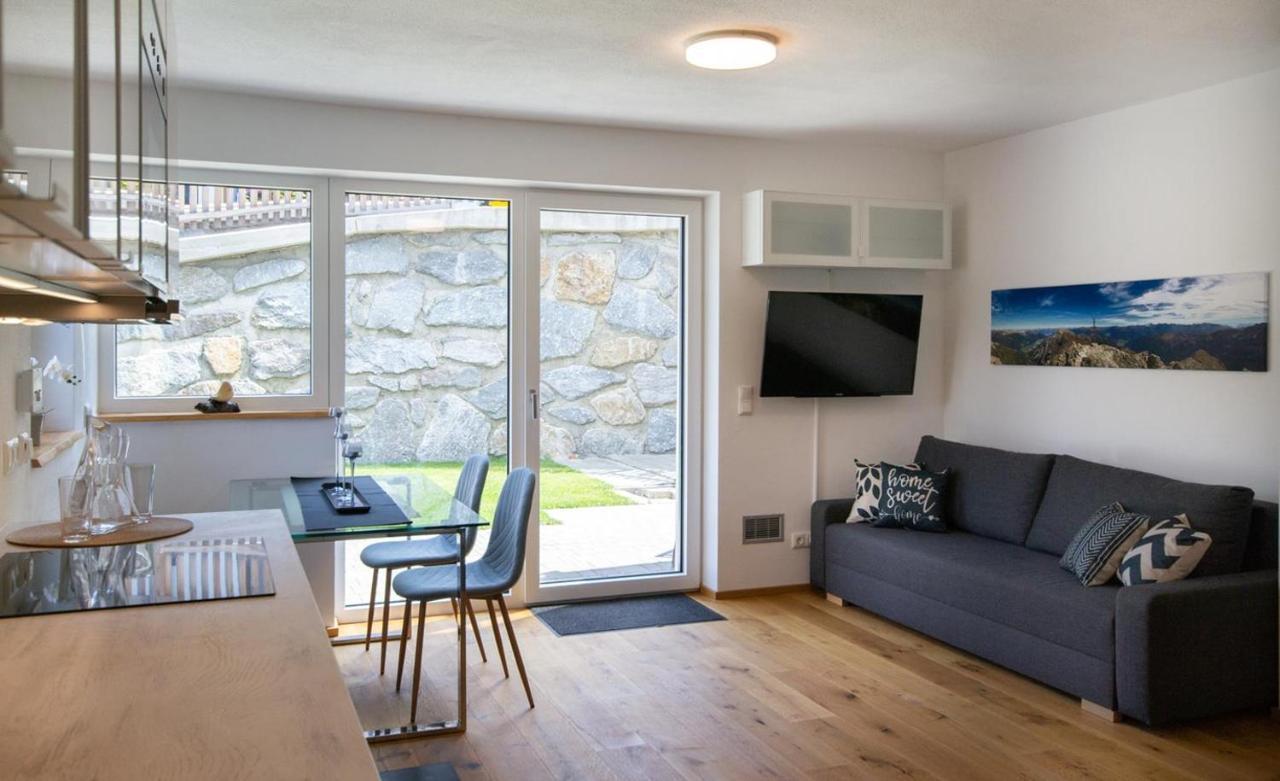 Ferienwohnung Kerschbaumer Gries am Brenner Bagian luar foto
